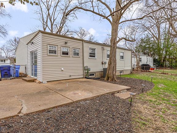5th image of 1130 Flordawn Dr