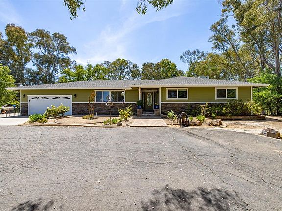 2nd image of 4240 Rolling Hills Lane