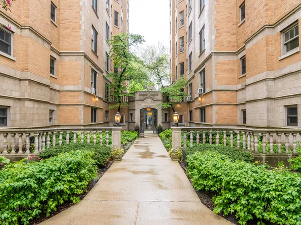 609 W Stratford Pl APT 6D, Chicago, IL 60657