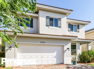 4791 Foxtail Palm Ct, Greenacres, FL 33463