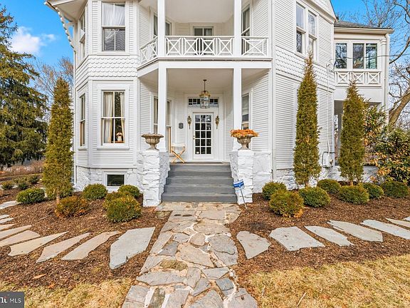 4th image of 6825 Needwood Rd