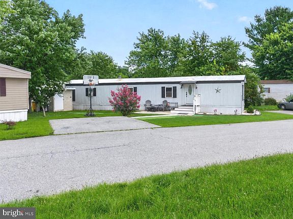 2nd image of 334 Hostetter Blvd #334