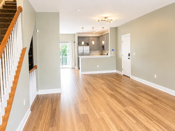 225 E Bird St, Easton, PA 18042