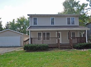 25215 W Hawthorne Ave, Antioch, IL