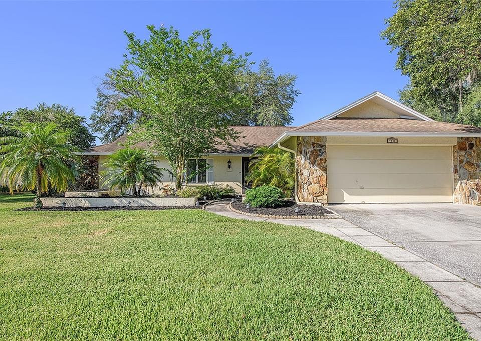 1st image of 9231 Pebble Creek Dr