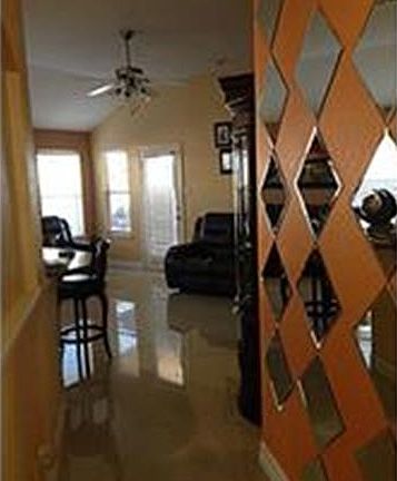 4th image of 4305 Sweet Clover Ln