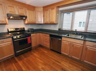 174 Adams St APT 7, Newton, MA 02458