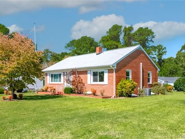7583 Camp Okee Dr, Gloucester Pt, VA 23062