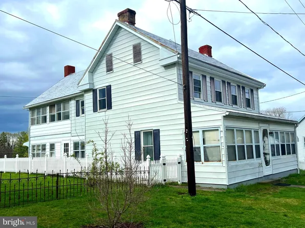22429 Goose St, Smithsburg, MD 21783