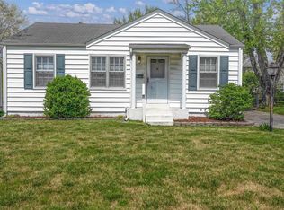 105 Derhake Rd, Florissant, MO 63031