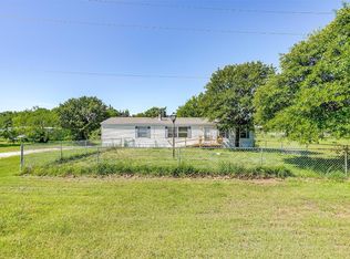 6009 Vinery Ln, Joshua, TX 76058