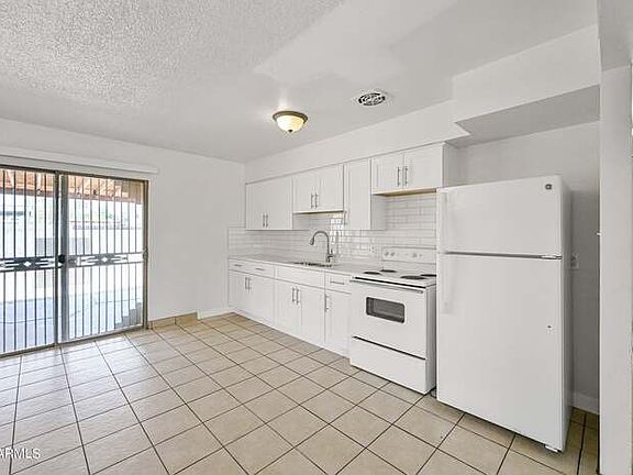 4th image of 6938 W Campbell Ave