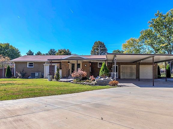5th image of 2311 Green Acres Dr
