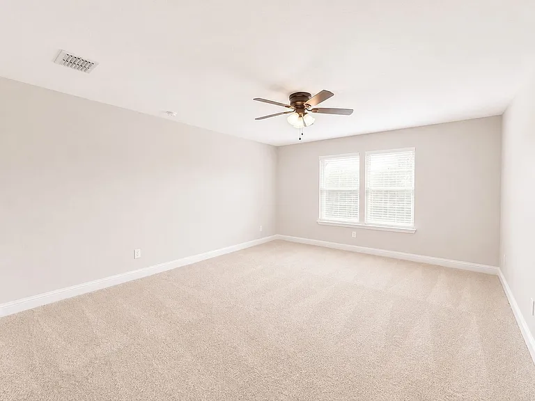 2605 Wesley Ave — Photo 18