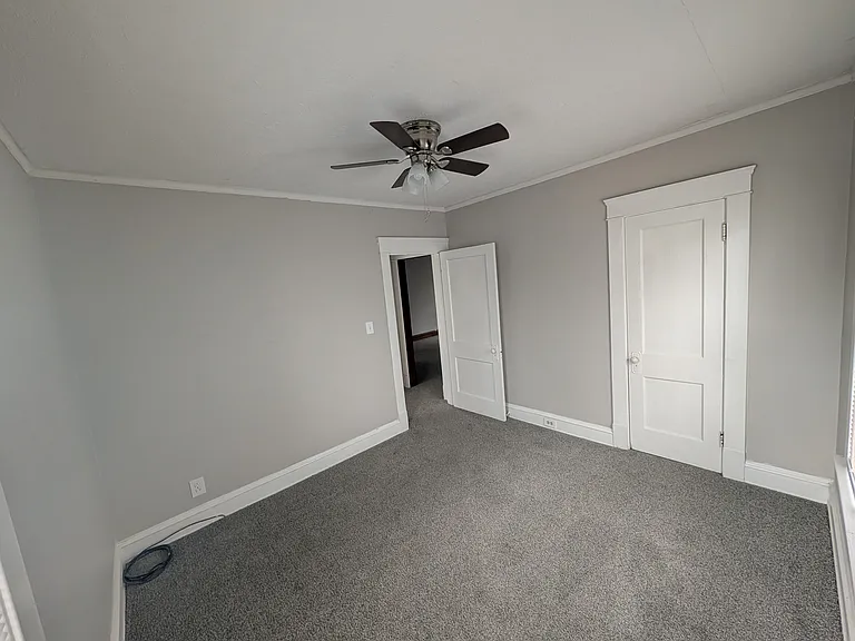 17422 Northwood Ave — Photo 7