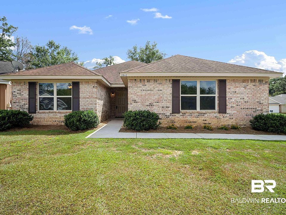 1st image of 2042 Stonepine Dr