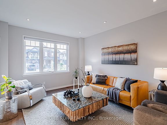 4th image of 328 Percheron Way
