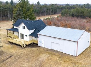 8874 Dagget Rd, Howard City, MI 49329