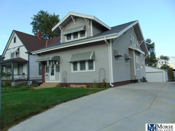 1525 S 25th Ave, Omaha, NE 68105