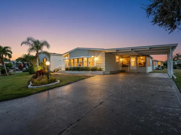 8416 Imperial Cir, Palmetto, FL 34221