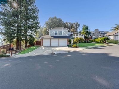 8240 Rhoda Ave, Dublin, CA, 94568