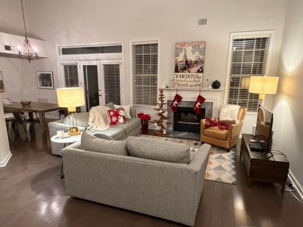 1304 Garden Wall Cir APT F