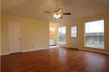 3rd image of 7715 Loro Linda Dr