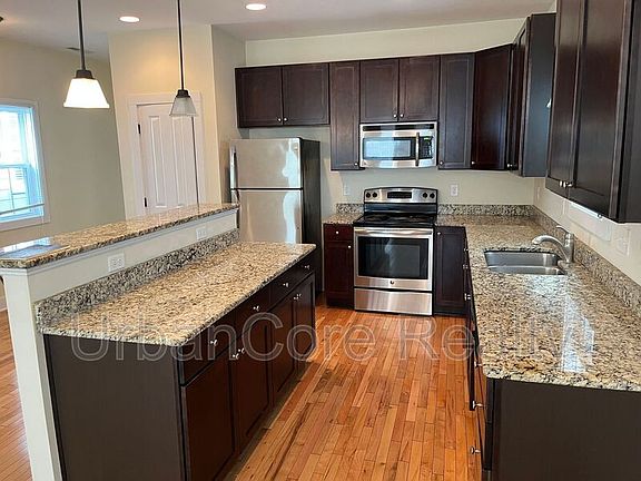 3rd image of 3508 E Clay St APT A