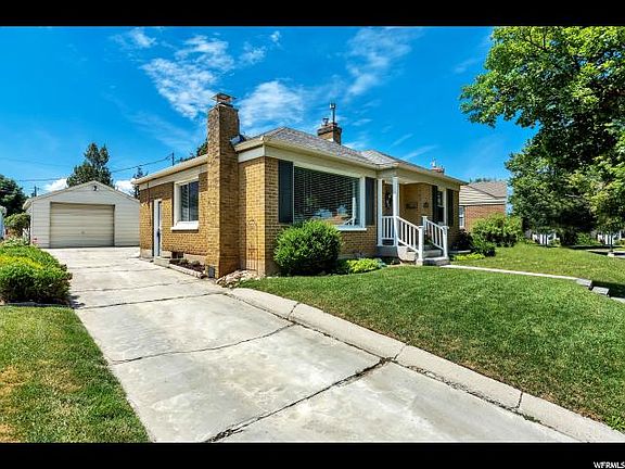 3rd image of 2038 E Stratford Dr