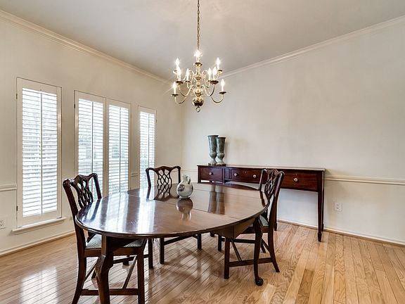 5th image of 6076 Willow Wood Ln