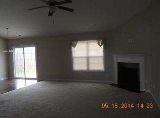 130 Cavalier Dr, Jacksonville, NC 28546