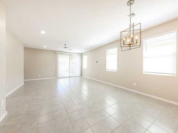 4th image of 6848 W Parkway Dr