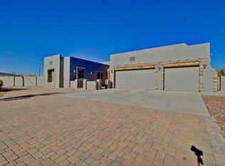 226 W Blue Wash Rd, New River, AZ 85087