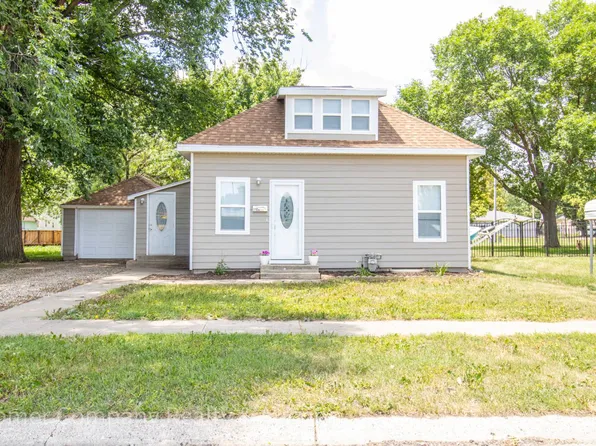 1109 12th Ave, Rock Valley, IA 51247