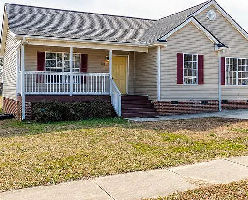 3 bed, 1224 sqft, $3,500 — Photo 2