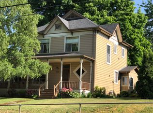 815 Oak St, Hood River, OR 97031