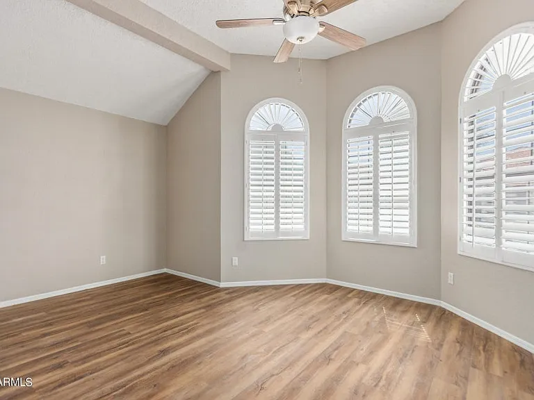 6920 W Morrow Dr — Photo 17