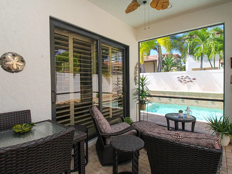 8000 Cordoba Pl — Photo 10