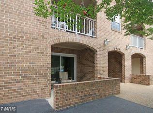 5908 Cove Landing Rd APT 201, Burke, VA 22015