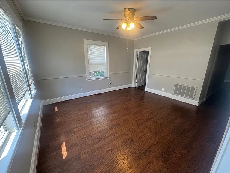 9 Phillips St #1L — Photo 2