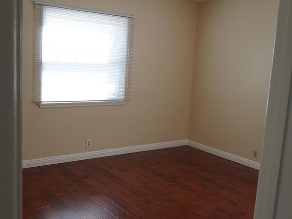 5th image of 3423 Ahern Dr