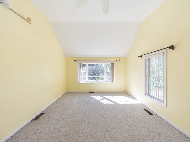 469 Walnut St — Photo 52