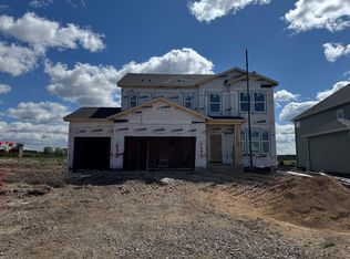 4633 Island Park Dr, Woodbury, MN 55129
