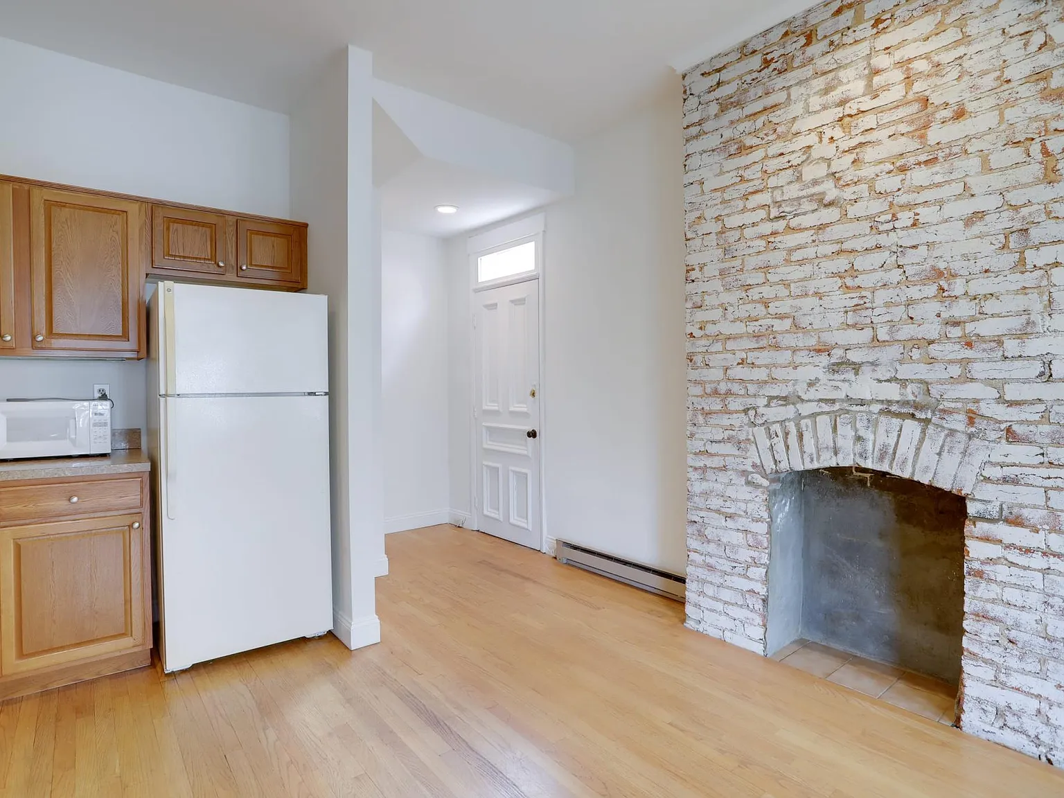 1 bed, 668 sqft, $2,200 — Photo 4