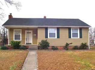 1114 E Park Dr, Gastonia, NC 28054