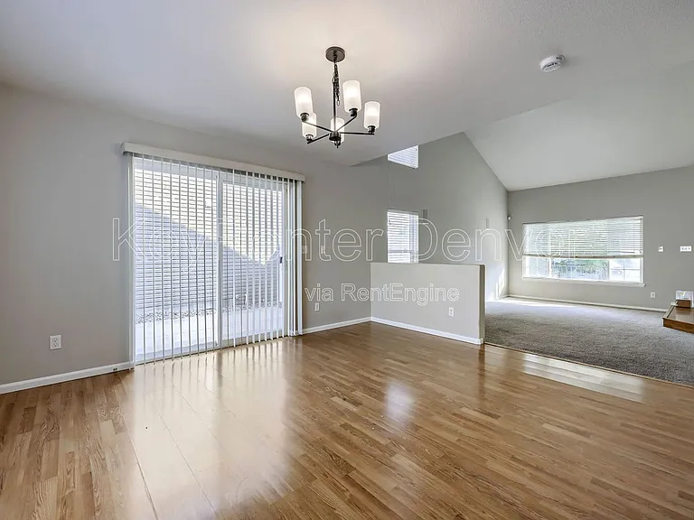 19026 E 51st Pl — Photo 2