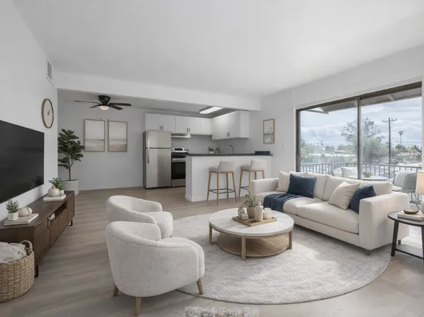 Palms on 2nd Apartments