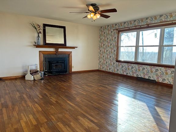 5th image of 8428 Shirlane St