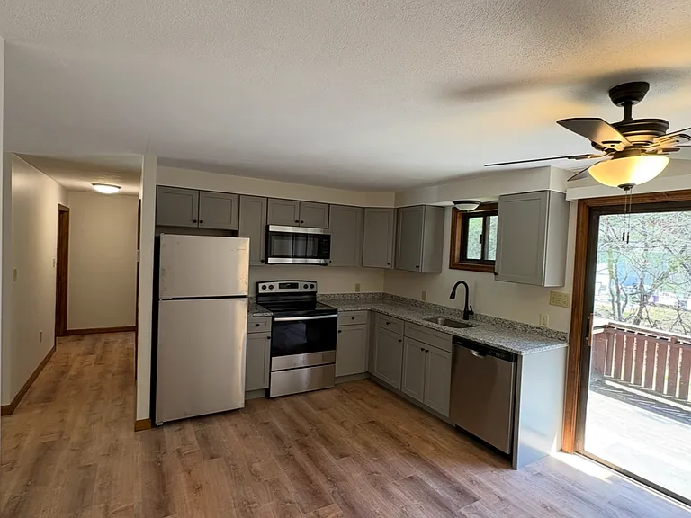 1231 Hill Farm Rd — Photo 5