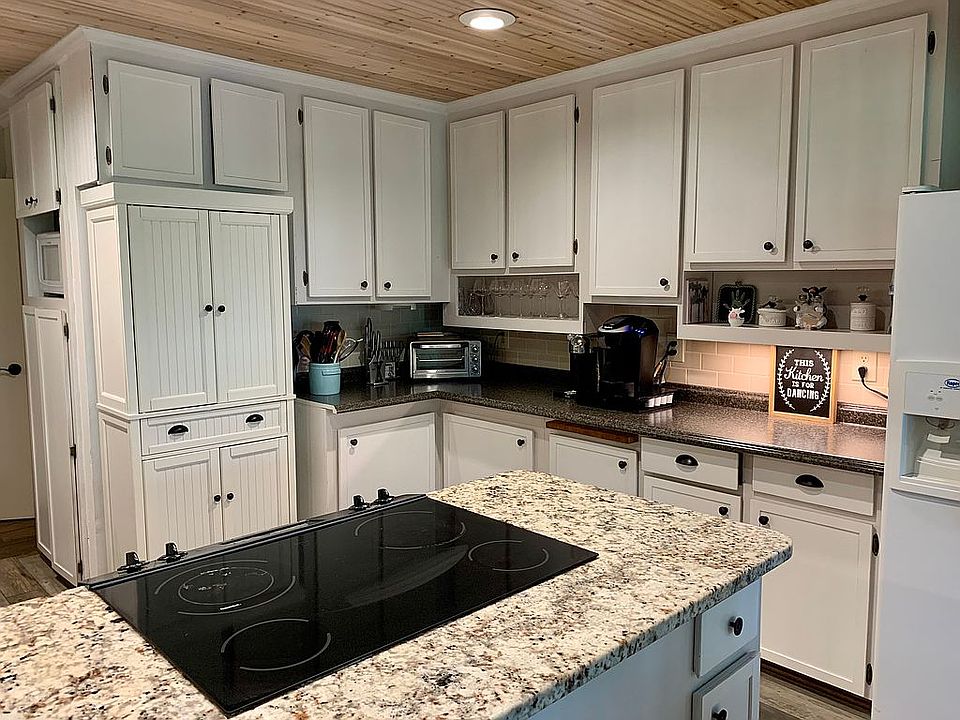 Main kitchen